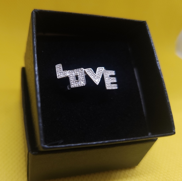 LOVE Ring & Pendant set - Picture 3 of 3